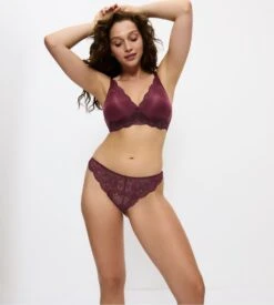 Triumph Tanga Amourette Charm Deep Burgundy 13 Triumph Tanga Amourette Charm Deep Burgundy -Lingerie Sipp amourette charm t highleg brazilian tanga 00eg deep burgundy 5