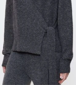 Triumph Cardigan Gris Foncé Amourette Cozy – Gilet Cache-Cœur en Maille Douce Femme -Lingerie Sipp amourette cozy cardigan dark grey melange 5