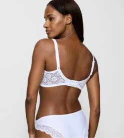 Triumph Soutien Gorge Sans Armatures Amourette Blanc 13 Triumph Soutien Gorge Sans Armatures Amourette Blanc -Lingerie Sipp amourette n sg sans armature blanc 3