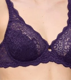 Soutien-Gorge à Armatures Triumph Amourette Royal Purple – Dentelle Florale Iconique Violette 10 Soutien-Gorge à Armatures Triumph Amourette Royal Purple – Dentelle Florale Iconique Violette -Lingerie Sipp amourette soutien gorge armature royal purple 2