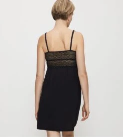 Triumph Aura Spotlight Noir – Nuisette Élégante en Dentelle et Modal Premium -Lingerie Sipp aura spotlight ndk 01 x nuisette noir 3