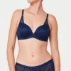 Triumph Soutien-gorge Balconnet Aura Spotlight Deep Water 1 Triumph Soutien-gorge Balconnet Aura Spotlight Deep Water -Lingerie Sipp aura spotlight t whp sga 6722 deep water bleu