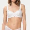 Triumph Balconnet à Armatures Amourette 300 Blanc 1 Triumph Balconnet à Armatures Amourette 300 Blanc -Lingerie Sipp balconnet a armatures amourette 300 blanc
