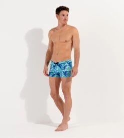 Hom Boxer de Bain Tartane Bleu à Motif Tortues – Maillot de Bain Homme Coupe Ajustée 16 Hom Boxer de Bain Tartane Bleu à Motif Tortues – Maillot de Bain Homme Coupe Ajustée -Lingerie Sipp boxer bain bleu imprime tortues 4