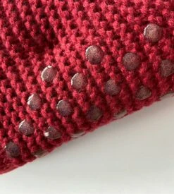 Chaussettes Pilou Pilou Taubert Arosa Rouge – Chaussettes Chaussons Antidérapantes avec Nœud Satin 9 Chaussettes Pilou Pilou Taubert Arosa Rouge – Chaussettes Chaussons Antidérapantes avec Nœud Satin -Lingerie Sipp chaussettes antiglisse arosa 6810 burgundy 3