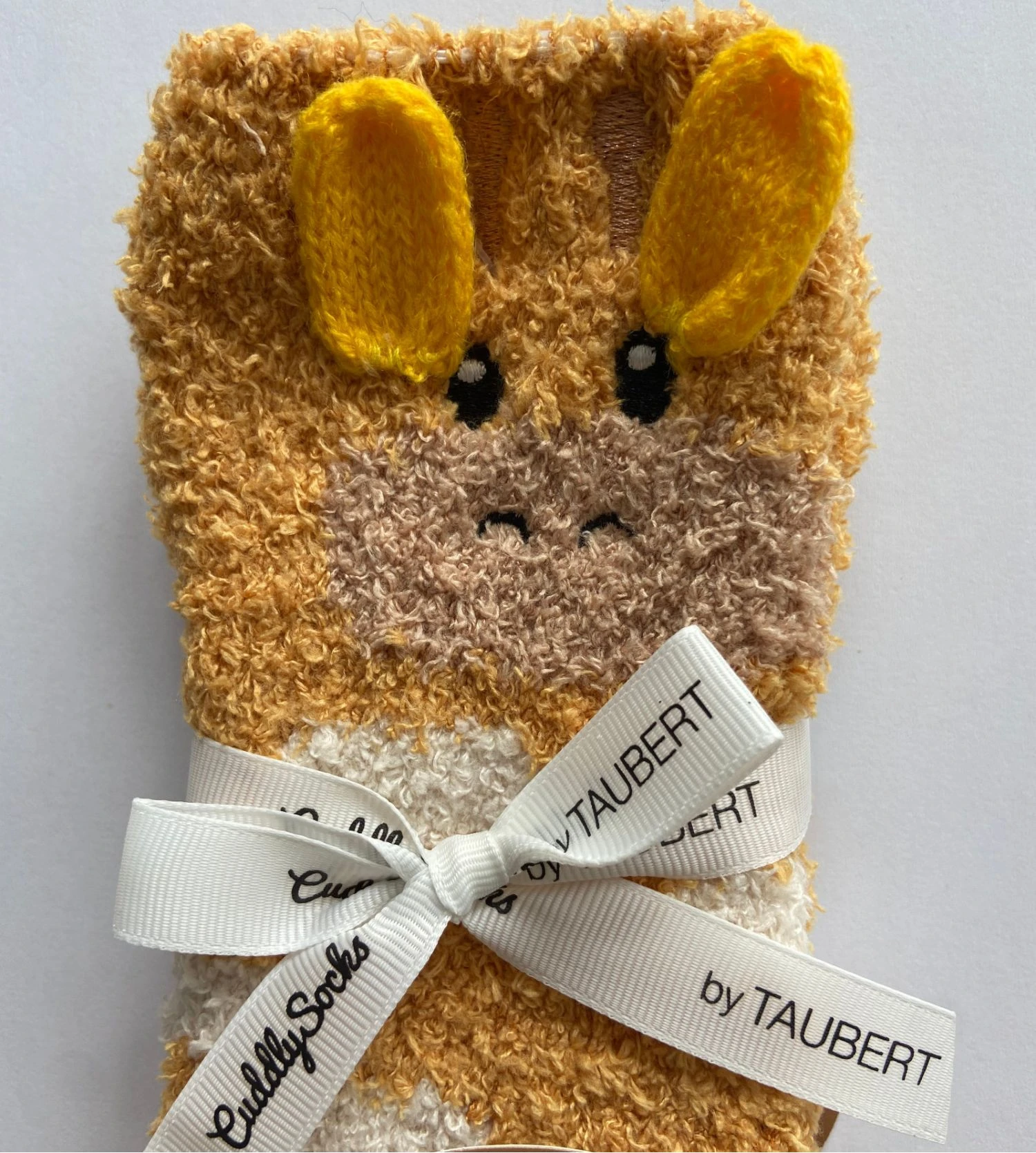 Chaussettes Chaussons Antidérapantes Taubert – Motif Girafe Wildlife en Pilou Pilou 4 Chaussettes Chaussons Antidérapantes Taubert – Motif Girafe Wildlife en Pilou Pilou – Image 2