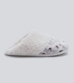 Chaussons Femme Massana Gris à Motif Cœur Léopard – Mules d'Hiver Douillettes -Lingerie Sipp chaussons dame vison vison 3