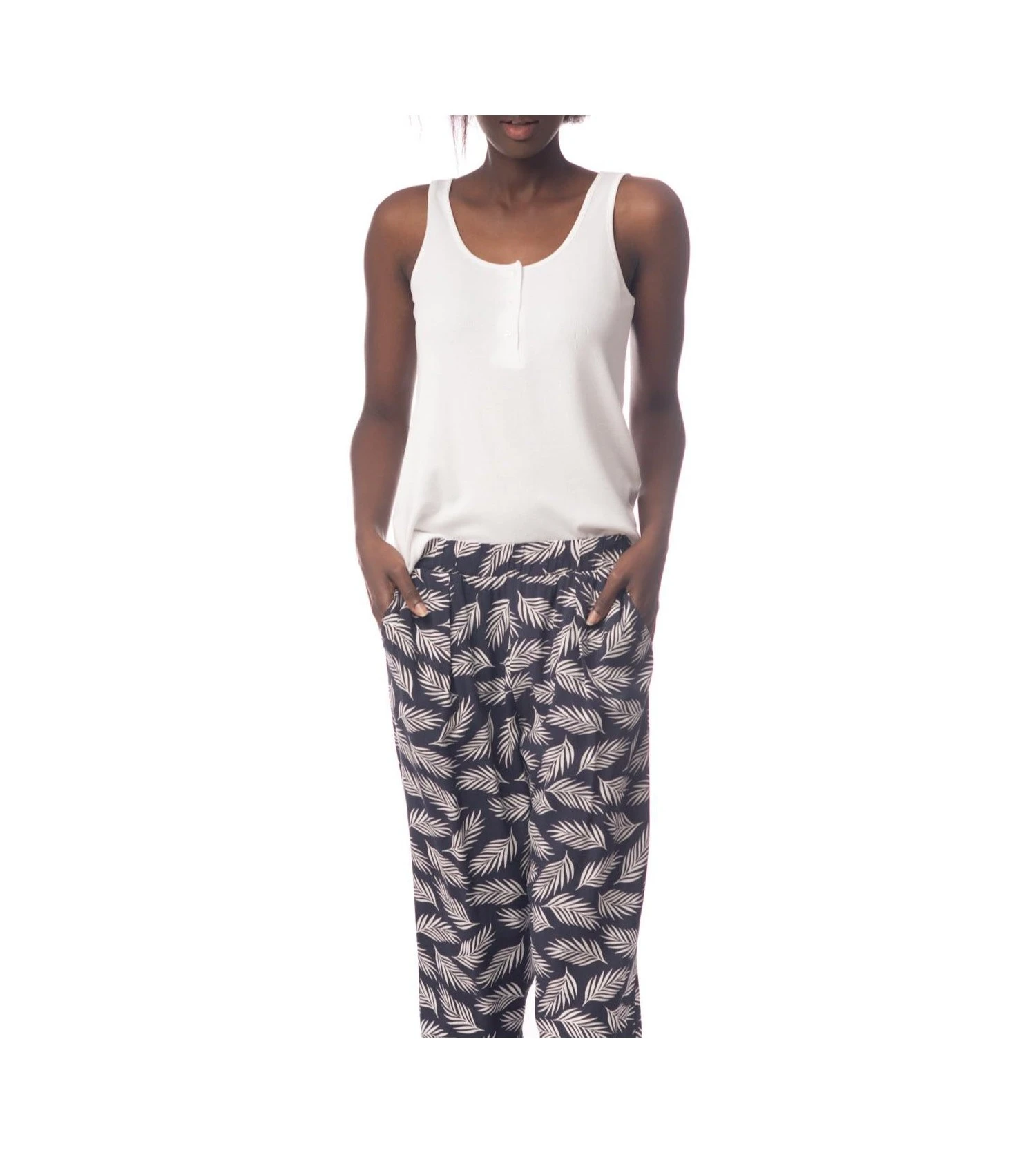 Débardeur Maille Fine à 3 Boutons BLANC 5 Débardeur Maille Fine à 3 Boutons BLANC – Image 3