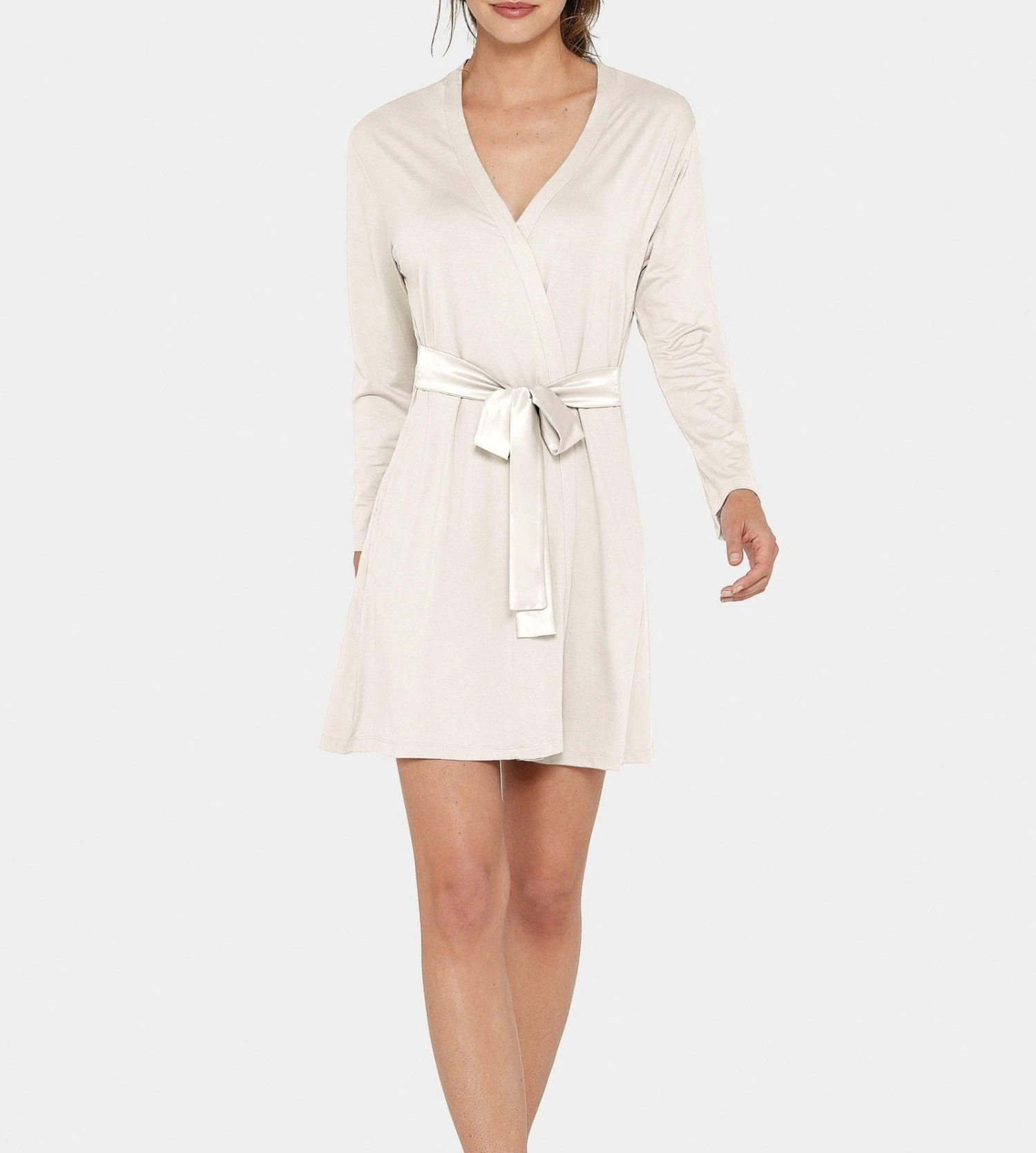 Déshabillé Impetus Essence Grège en Modal Tencel et Satin – Peignoir Léger et Élégant 3 Déshabillé Impetus Essence Grège en Modal Tencel et Satin – Peignoir Léger et Élégant