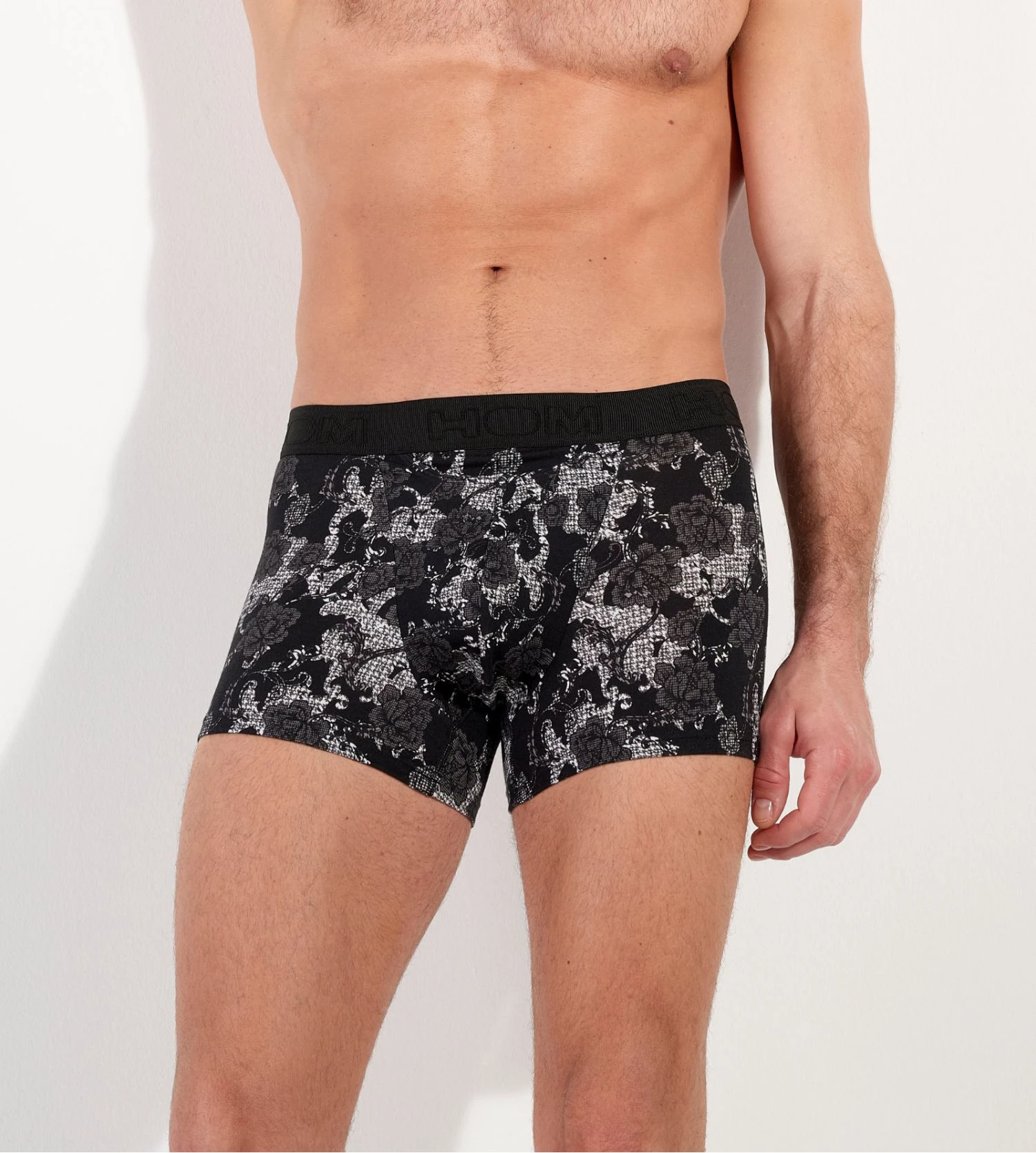 Hom Boxer Fleuri Noir Et Blanc Fairmont Avec Ouverture à L'avant 3 Hom Boxer Fleuri Noir Et Blanc Fairmont Avec Ouverture à L'avant