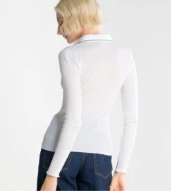 Chemisier Oscalito en Coton Fil d'Écosse Plissé Blanc et Marine – Haut Côtelé de Luxe 13 Chemisier Oscalito en Coton Fil d'Écosse Plissé Blanc et Marine – Haut Côtelé de Luxe -Lingerie Sipp gilet chemisier coton blanc 3