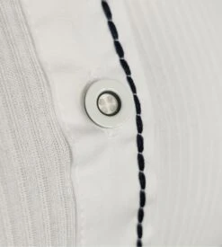 Chemisier Oscalito en Coton Fil d'Écosse Plissé Blanc et Marine – Haut Côtelé de Luxe 16 Chemisier Oscalito en Coton Fil d'Écosse Plissé Blanc et Marine – Haut Côtelé de Luxe -Lingerie Sipp gilet chemisier coton blanc 6