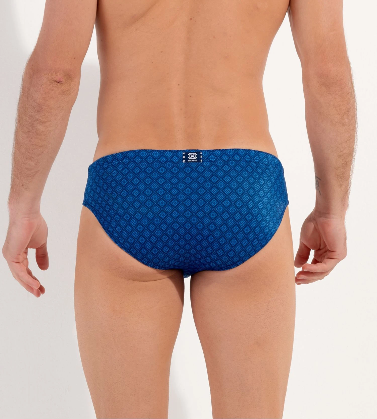 Slip De Bain Bleu Pour Homme Imprimé Motifs Géométrique Hendaye 7 Slip De Bain Bleu Pour Homme Imprimé Motifs Géométrique Hendaye – Image 5