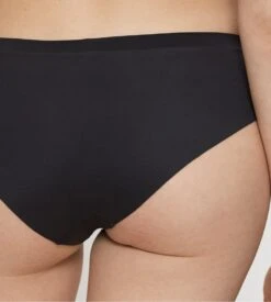 Triumph Hipster Body Make-Up Soft Touch NOIR 11 Triumph Hipster Body Make-Up Soft Touch NOIR -Lingerie Sipp hipster body make up soft touch noir 3