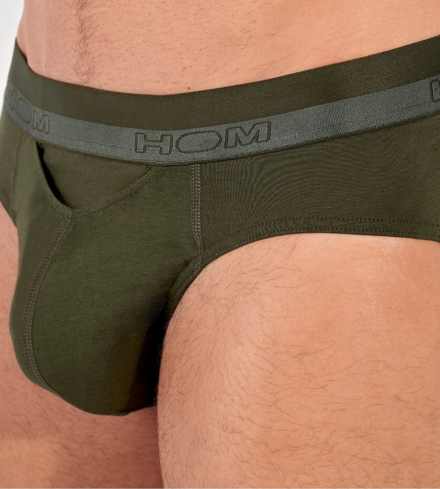 HOM Slip Mini HO1 Vert Kaki – Sous-vêtement Homme Ouverture Horizontale Coton Modal 5 HOM Slip Mini HO1 Vert Kaki – Sous-vêtement Homme Ouverture Horizontale Coton Modal – Image 3