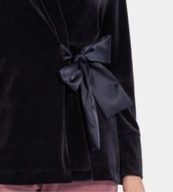 Impetus - Veste de Pyjama Femme en Velours Marine Pétrol – Peignoir Court avec Ceinture Satin -Lingerie Sipp impetus femme veste d interieur velours marine petrol 3