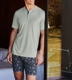 Impetus Pyjama Court Homme Marine et Sauge – Ensemble Lyocell Col Tunisien et Short Imprimé -Lingerie Sipp impetus pyj h tunisien court lyocell gn069 marine sauge 2