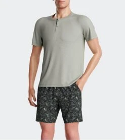 Impetus Pyjama Court Homme Marine et Sauge – Ensemble Lyocell Col Tunisien et Short Imprimé -Lingerie Sipp impetus pyj h tunisien court lyocell gn069 marine sauge 4