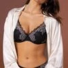 Wacoal Soutien Gorge Push Up Lace Perfection Black Ivory -Lingerie Sipp lace perfection push up black ivory