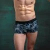 Hom Boxer Lanzarote Noir – Trunk Homme Imprimé Floral en Polyamide Soyeux -Lingerie Sipp lanzarote boxer trunk p004 black print noir