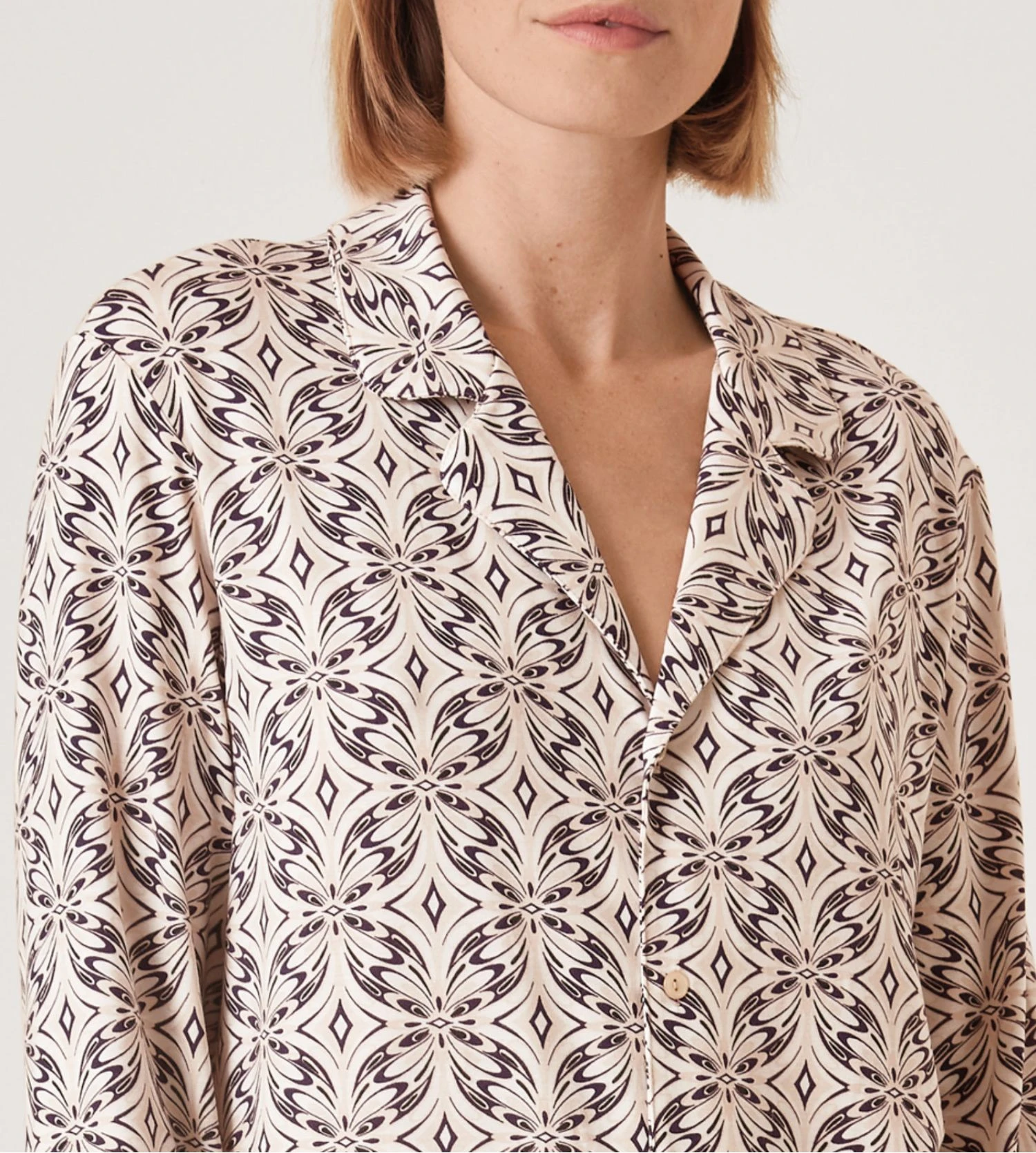 Calida Liquette Boutonnée à Manches Longues Favourites Seduction Light Macadamia 6 Calida Liquette Boutonnée à Manches Longues Favourites Seduction Light Macadamia – Image 4