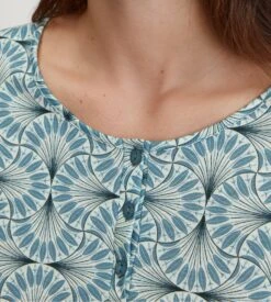 Calida Mystic Nights Smoke Blue – Chemise de Nuit Manches Longues en Coton Bio Interlock 8 Calida Mystic Nights Smoke Blue – Chemise de Nuit Manches Longues en Coton Bio Interlock -Lingerie Sipp liquette manches longues smoke blue 2