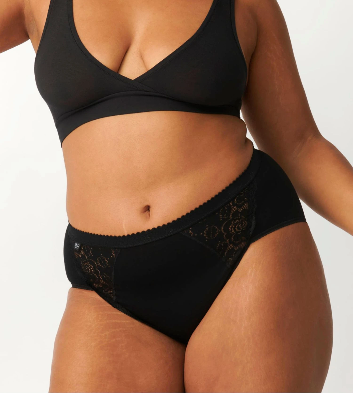 Lot De 4 Slips Sloggi Chic Midi NOIR 7 Lot De 4 Slips Sloggi Chic Midi NOIR – Image 5