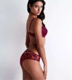 Aubade Shorty Hipster Magnetic Spell Crimson Red 11 Aubade Shorty Hipster Magnetic Spell Crimson Red -Lingerie Sipp magnetic spell shorty hipster crimson red 2