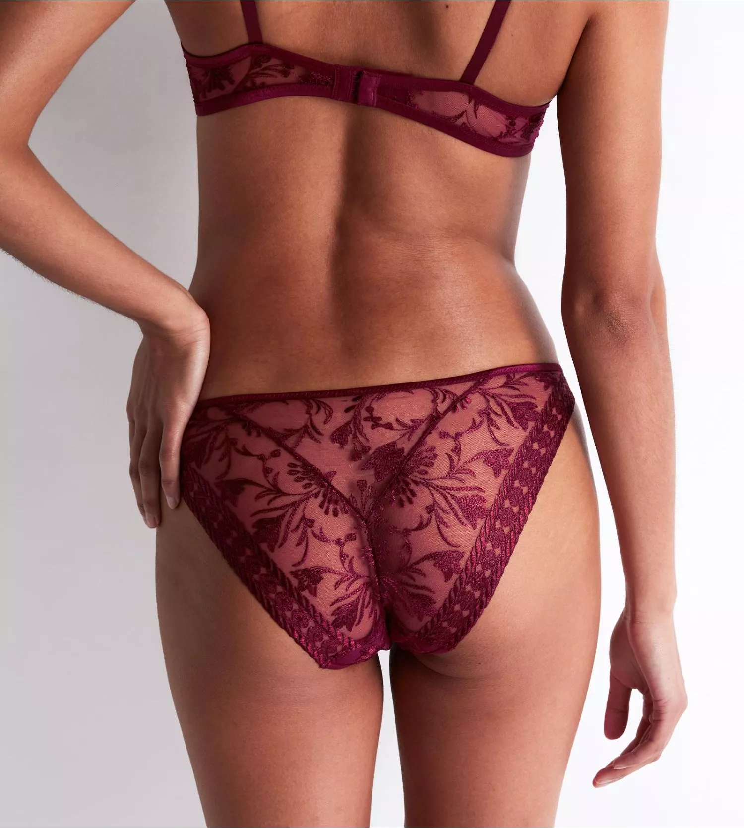 Aubade Slip Italien Magnetic Spell Crimson Red 3 Aubade Slip Italien Magnetic Spell Crimson Red