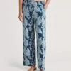 Calida Pantalon Large Femme Favourites Botanic Deep Dive Petrol - Loungewear Coton & Modal 2 Calida Pantalon Large Femme Favourites Botanic Deep Dive Petrol - Loungewear Coton & Modal -Lingerie Sipp pantalon large femme 497 bleu