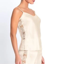 Lise Charmel Princesse Iris Écru Nacre – Caraco en Satin de Soie et Guipure -Lingerie Sipp princesse iris caraco 0199 ecru nacre blanc 4