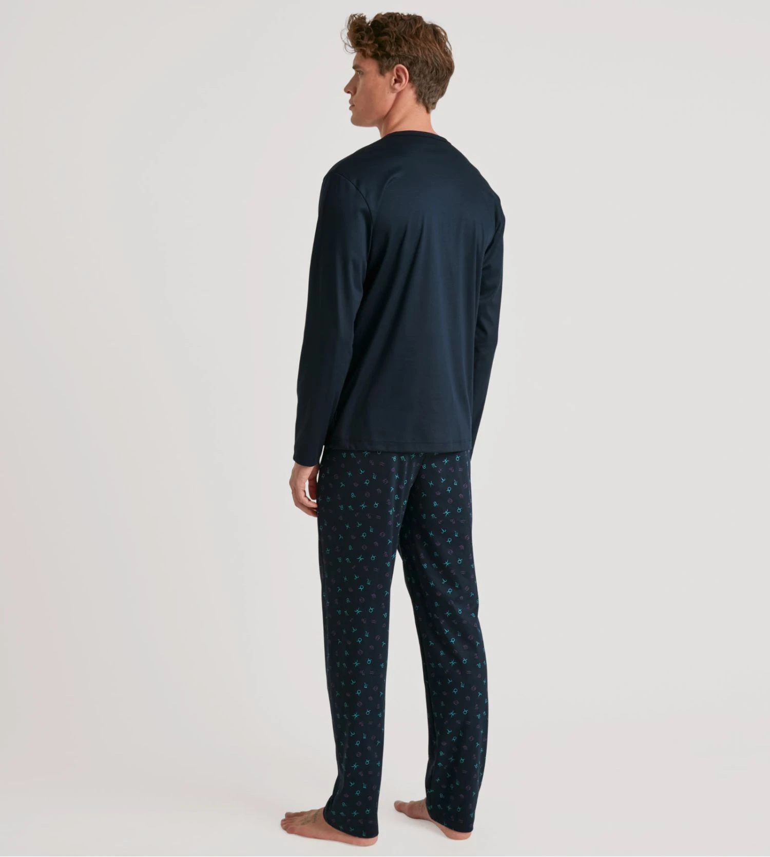 Pyjama Homme Calida Relax Selected 6 Dark Sapphire – Ensemble en Coton Supima® Premium 8 Pyjama Homme Calida Relax Selected 6 Dark Sapphire – Ensemble en Coton Supima® Premium – Image 6