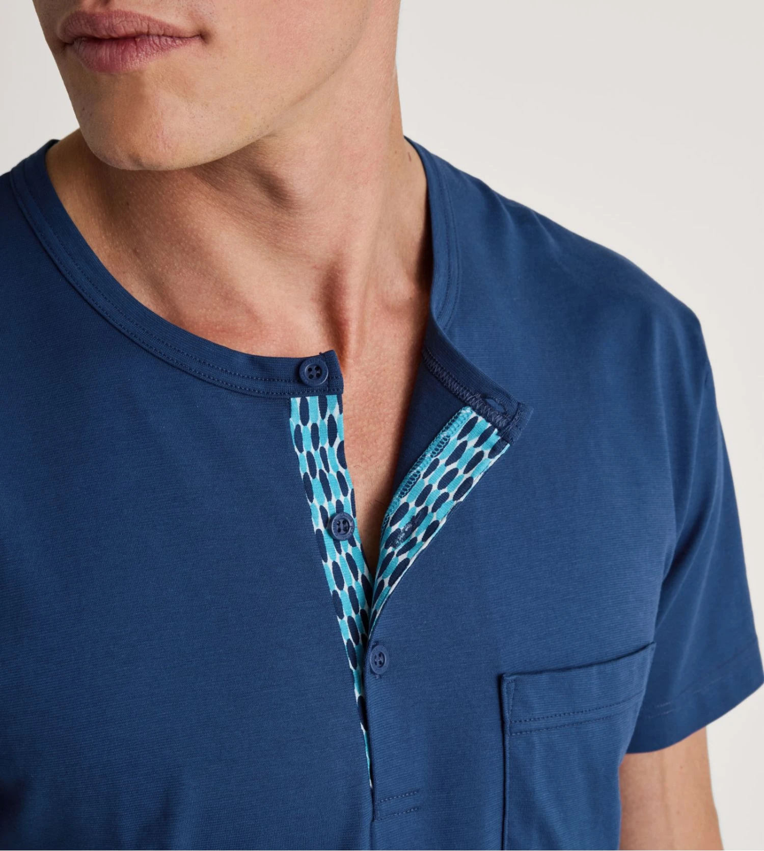 Calida Pottery Blue Relax Imprint 1 – Men's Short Cotton Pajamas with Printed Shorts 5 Calida Pottery Blue Relax Imprint 1 – Men's Short Cotton Pajamas with Printed Shorts – Image 3