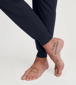 Calida Pyjama Homme à Bords élastique Et Col Tunisien Relax Choice Dark Sapphire 12 Calida Pyjama Homme à Bords élastique Et Col Tunisien Relax Choice Dark Sapphire -Lingerie Sipp pyjama long homme coton dark sapphire 4