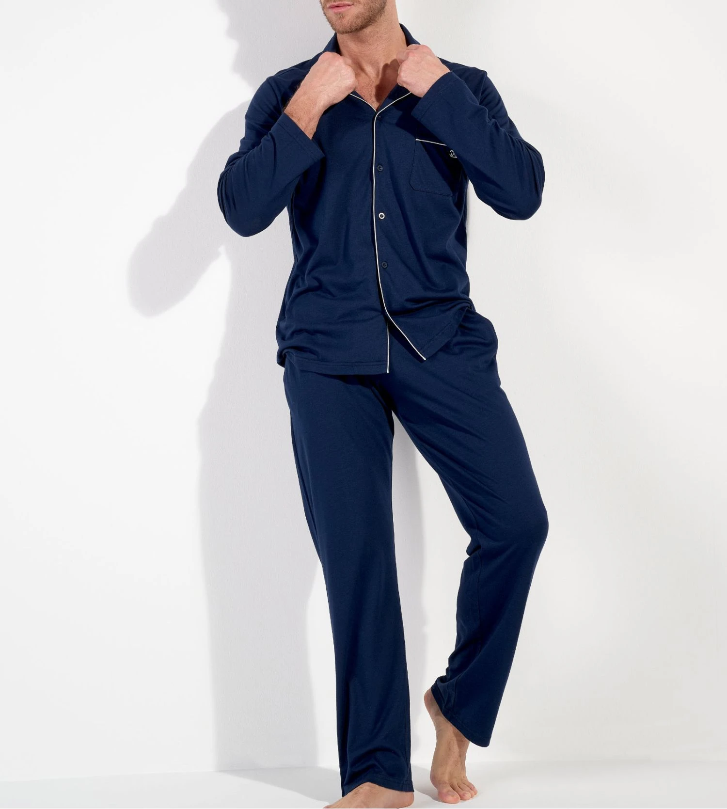 Hom Rafael Pyjama Long en Coton et Modal - Chemise Boutonnée Bleu Marine Homme 7 Hom Rafael Pyjama Long en Coton et Modal - Chemise Boutonnée Bleu Marine Homme – Image 5