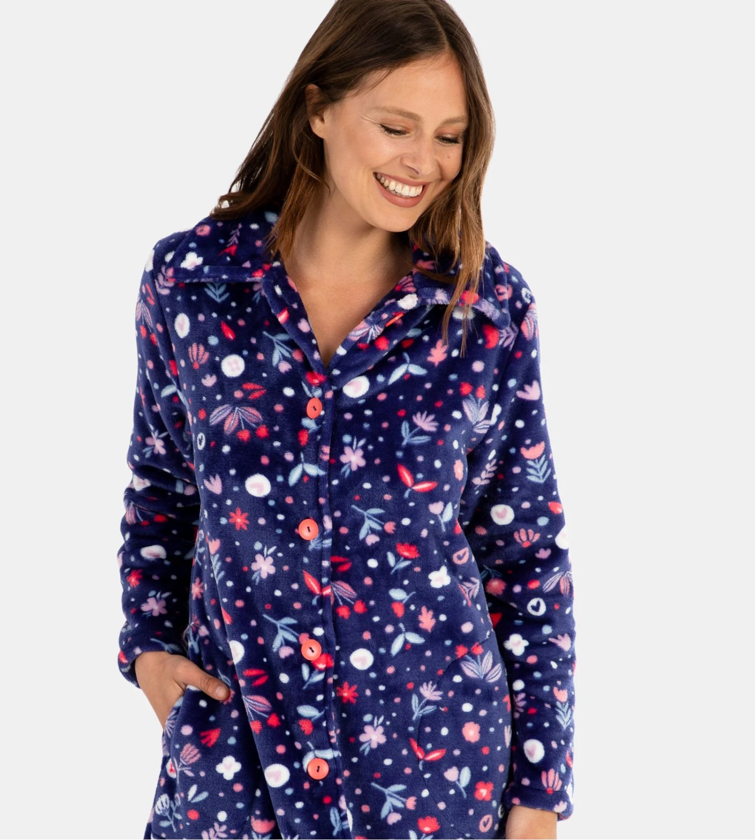 Massana Robe de Chambre Longue en Pilou Bleu – Peignoir Polaire Femme Boutonné 5 Massana Robe de Chambre Longue en Pilou Bleu – Peignoir Polaire Femme Boutonné – Image 3