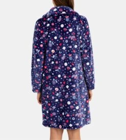 Massana Robe de Chambre Longue en Pilou Bleu – Peignoir Polaire Femme Boutonné 9 Massana Robe de Chambre Longue en Pilou Bleu – Peignoir Polaire Femme Boutonné -Lingerie Sipp rdc bout pilou fleuri t04 bleu 3