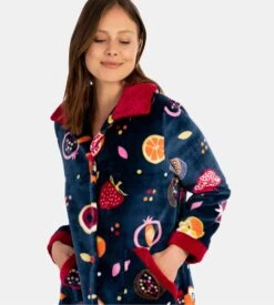 Robe De Chambre Femme En Pilou Imprimé Fruits Bleu Marine 8 Robe De Chambre Femme En Pilou Imprimé Fruits Bleu Marine -Lingerie Sipp rdc bt pilou fruit b11 bleu marine 2