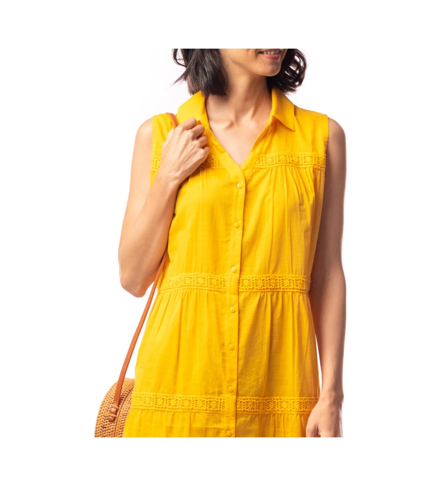 Robe Chemise Egatex Amarillo – Robe de Plage en Voile de Coton Brodée Sans Manches 5 Robe Chemise Egatex Amarillo – Robe de Plage en Voile de Coton Brodée Sans Manches – Image 3