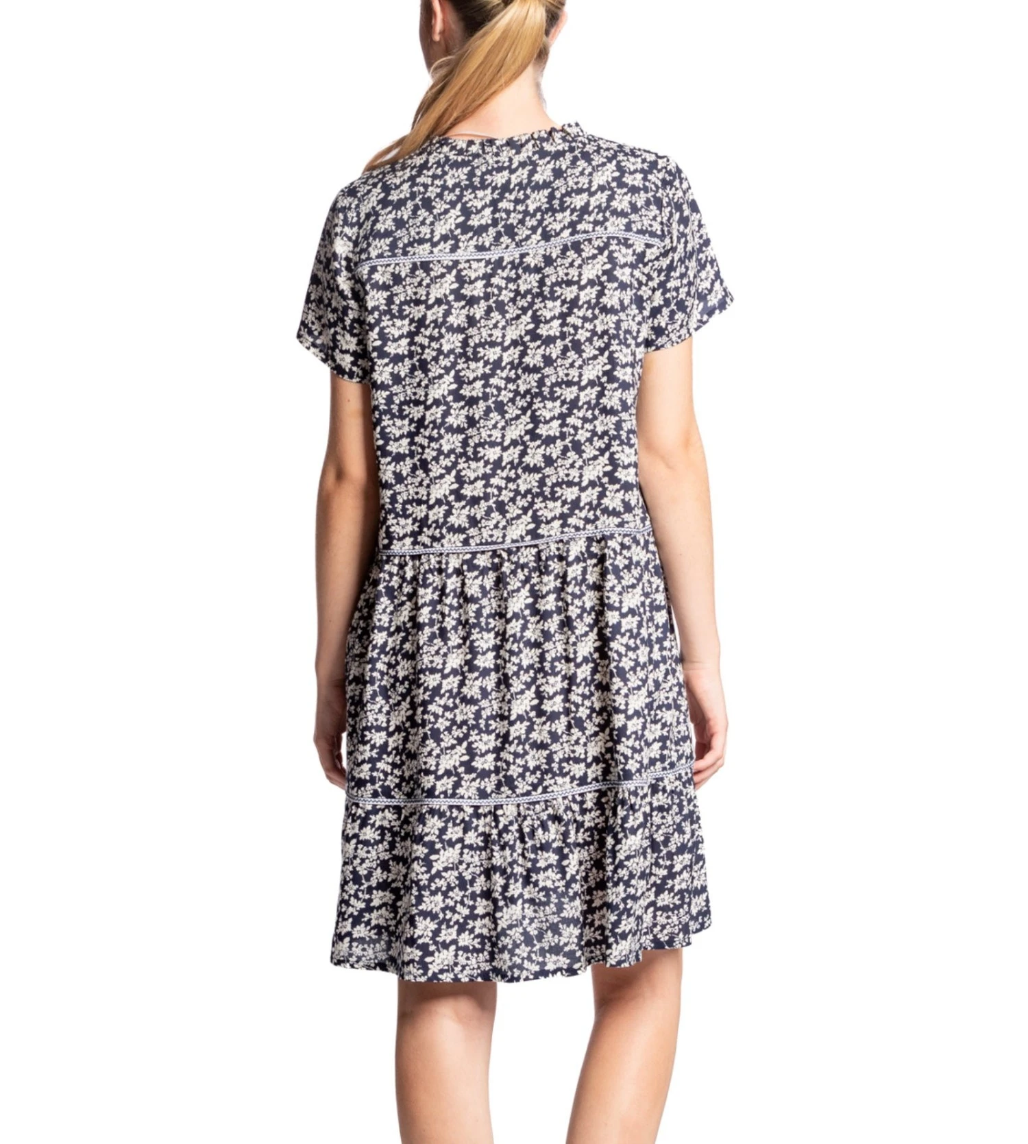 Señoretta Robe d'Été Marine à Imprimé Floral – Coupe Fluide et Volantée en Viscose 4 Señoretta Robe d'Été Marine à Imprimé Floral – Coupe Fluide et Volantée en Viscose – Image 2