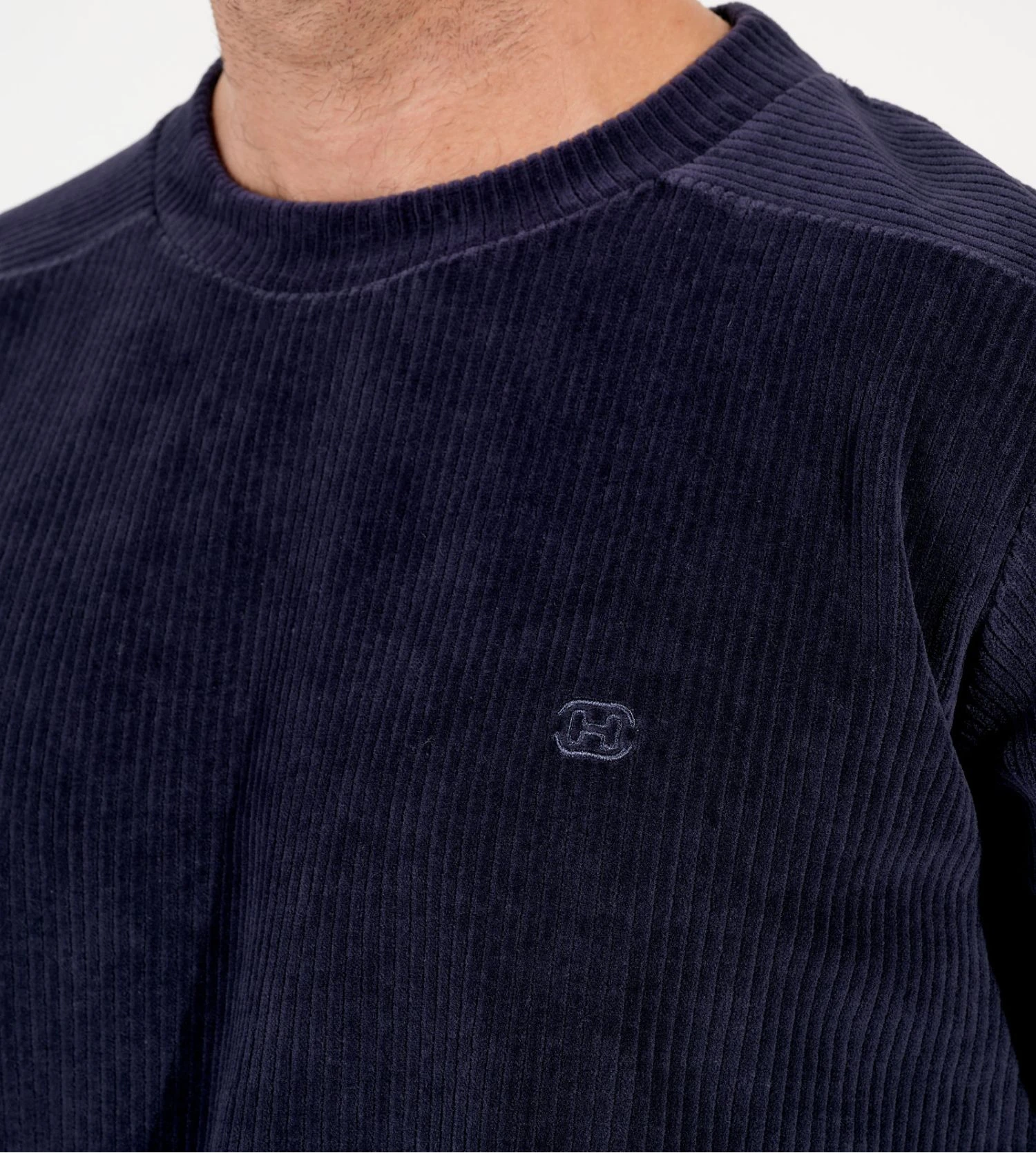 HOM Ronnie Bleu Marine Velours Côtelé Logo Brodé – Pyjama Homme Streetwear 5 HOM Ronnie Bleu Marine Velours Côtelé Logo Brodé – Pyjama Homme Streetwear – Image 3