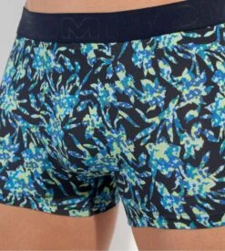Boxer HOM SANTIAGO Navy Print – Imprimé Camouflage Bleu et Jaune en Coton Modal -Lingerie Sipp santiago boxer p0ra navy print bleu 4