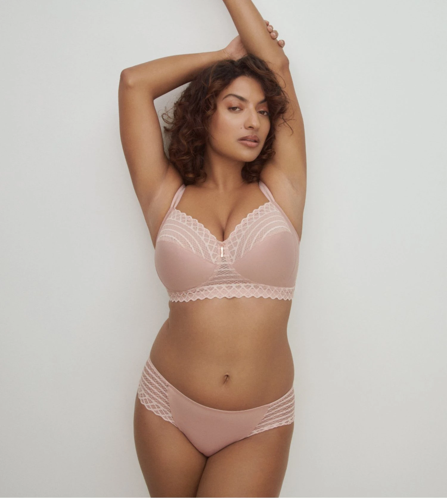 Shorty En Dentelle East End Powder Rose 8 Shorty En Dentelle East End Powder Rose – Image 6