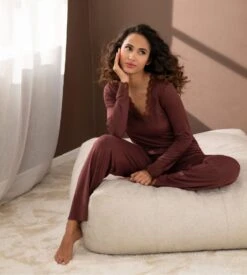 Pantalon Droit Antigel Simply Perfect en Modal – Coloris Cappuccino 8 Pantalon Droit Antigel Simply Perfect en Modal – Coloris Cappuccino -Lingerie Sipp simply perfect pantalon modal cappuccino 2