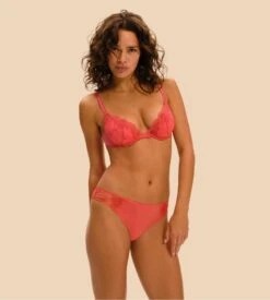 Simone Perele Slip évolutif Allure Rouge Coralia 12 Simone Perele Slip évolutif Allure Rouge Coralia -Lingerie Sipp slip evolutif allure rouge coralia 4