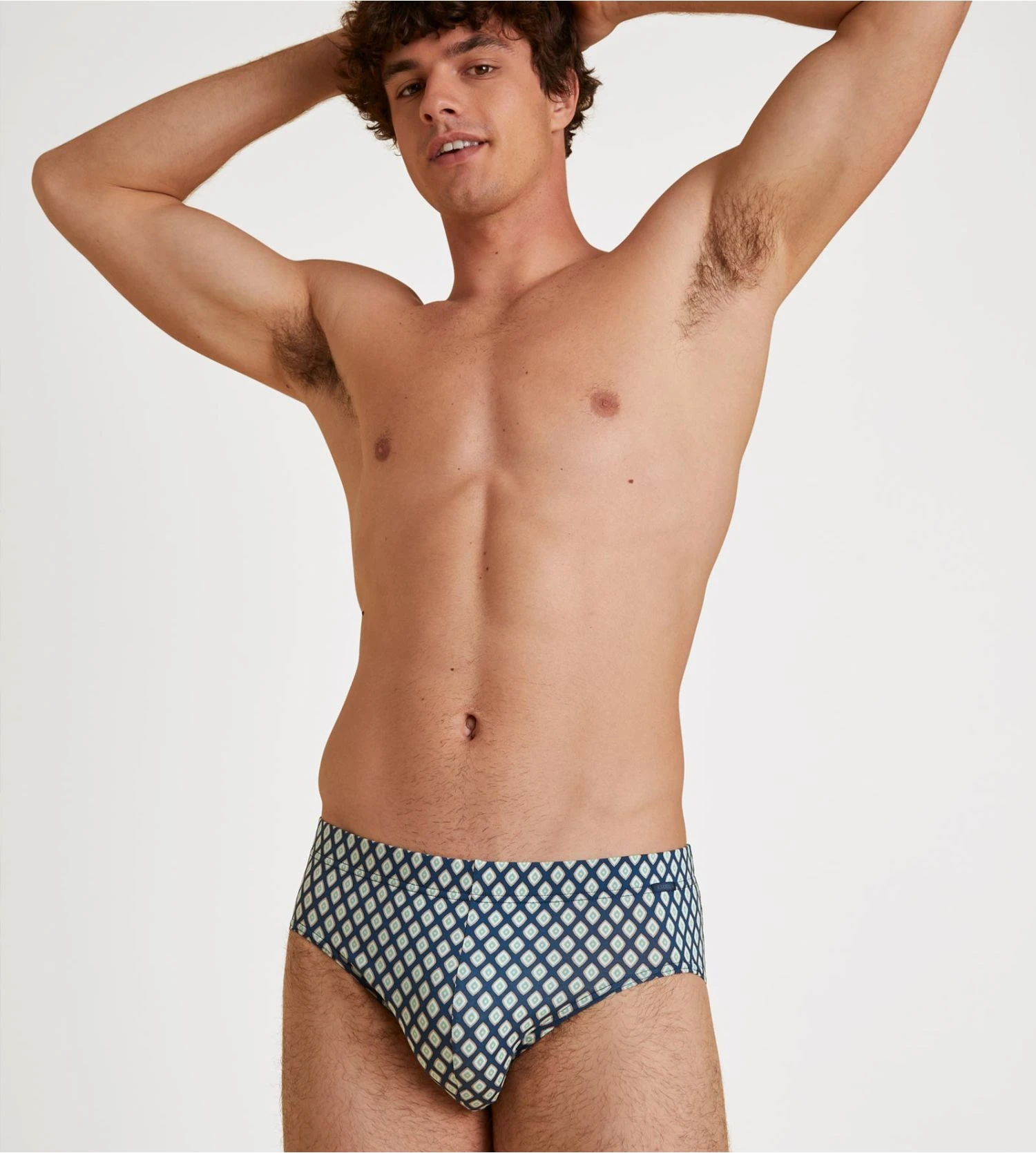 Calida Grafic Cotton Slip Midi pour Homme – Bleu Insignia à Motif Géométrique 6 Calida Grafic Cotton Slip Midi pour Homme – Bleu Insignia à Motif Géométrique – Image 4