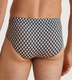 Calida Grafic Cotton Slip Midi pour Homme – Bleu Insignia à Motif Géométrique 13 Calida Grafic Cotton Slip Midi pour Homme – Bleu Insignia à Motif Géométrique -Lingerie Sipp slip midi homme 792 insignia blue print 5