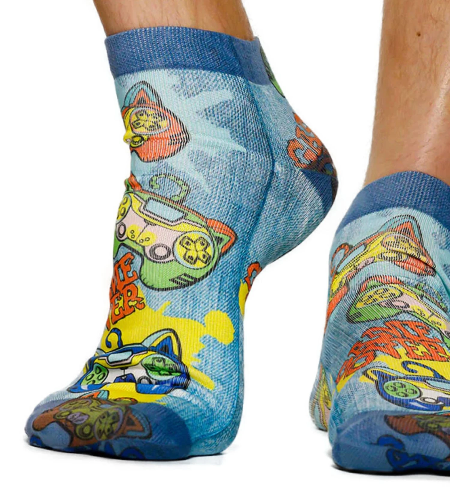 Chaussettes Homme Wigglesteps Gaming I – Motif Manettes de Jeu Style Sneaker 4 Chaussettes Homme Wigglesteps Gaming I – Motif Manettes de Jeu Style Sneaker – Image 2