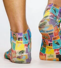 Wigglesteps Summer Post Sneaker Socks – Vintage Beach Print Moisture-Wicking Men's Socks 8 Wigglesteps Summer Post Sneaker Socks – Vintage Beach Print Moisture-Wicking Men's Socks -Lingerie Sipp socquettes sneaker summer post imprime multicolore 2