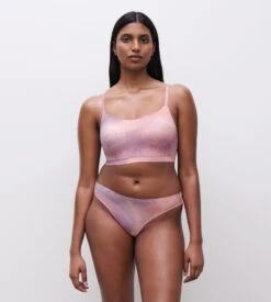 Chantelle String Rose Imprimé Softstretch Print Iris 11 Chantelle String Rose Imprimé Softstretch Print Iris -Lingerie Sipp softstretch string b15 print iris 2